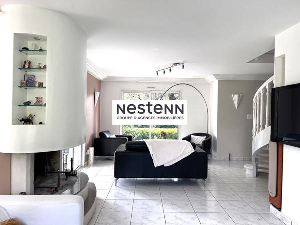 Superbe Maison à Vendre à La Chapelle-sur-Erdre - 725 000 €