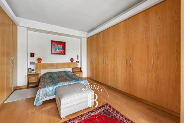 Paris 16ème, Appartement 1 Chambre -  77 m² à vendre
