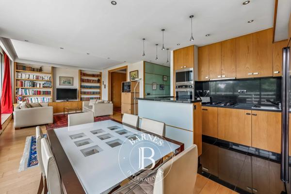 Paris 16ème, Appartement 1 Chambre -  77 m² à vendre