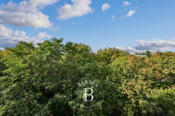 Paris 16ème, Appartement 1 Chambre -  77 m² à vendre