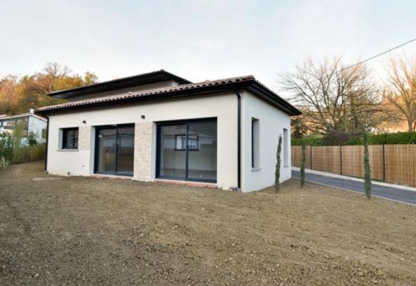 EXCLUSIVITÉ – Maison contemporaine T6 de 2025