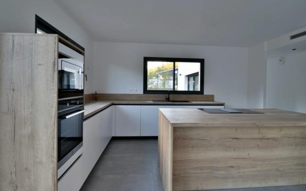 EXCLUSIVITÉ – Maison contemporaine T6 de 2025