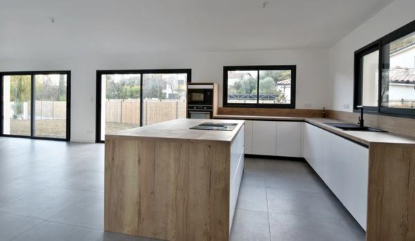 EXCLUSIVITÉ – Maison contemporaine T6 de 2025