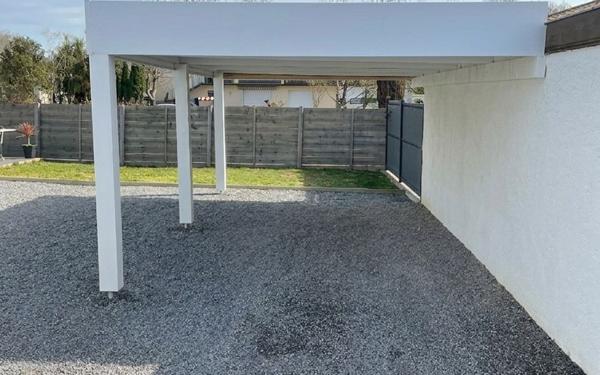 Maison à vendre    4 pièces •  Saint-Martin-de-Seignanx