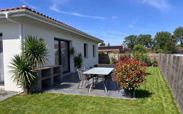 Maison à vendre    4 pièces •  Saint-Martin-de-Seignanx