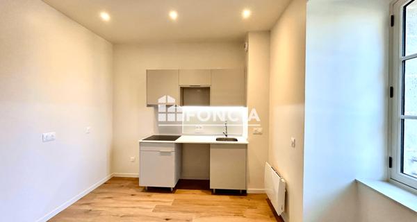 Location Appartement 2 pièces 46.4 m² - Auray 56400