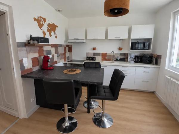 MAISON 3 CHAMBRES SOUS-SOL COMPLET TERRAIN 1 390 m2 - G