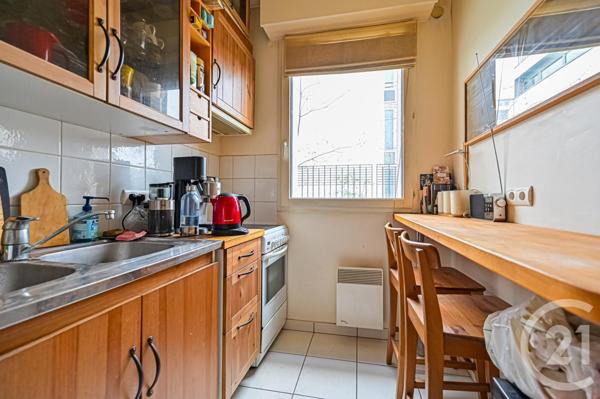 Appartement F2 à vendre  2 pièces - 50,45 m2 PARIS - 75012