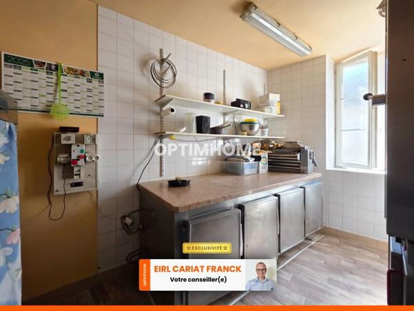 LOCAL COMMERCIAL DE 78 M² SUR ÉTAGE