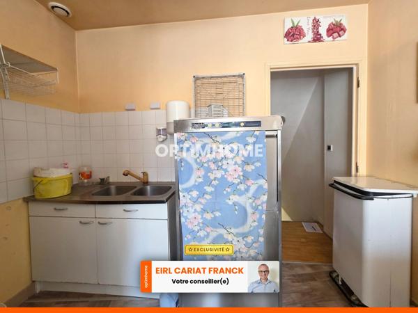 LOCAL COMMERCIAL DE 78 M² SUR ÉTAGE