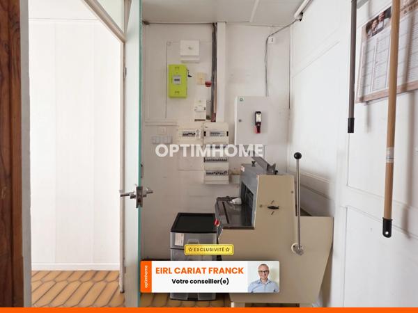 LOCAL COMMERCIAL DE 78 M² SUR ÉTAGE
