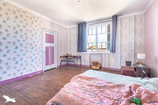 Maison à vendre 209 825 € Saint-Léonard-de-Noblat 6 p 170 m² DPE C