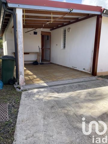 Location maison 4 pièces 82 m² Sainte-Rose