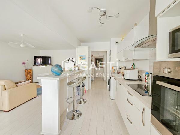 Gare à pied, entrée indépendante avec extérieur