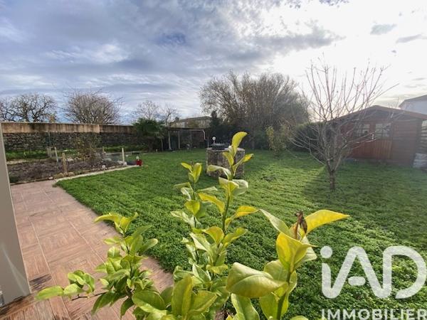 Maison à vendre 4 pièces 93 m² Champagné-les-Marais