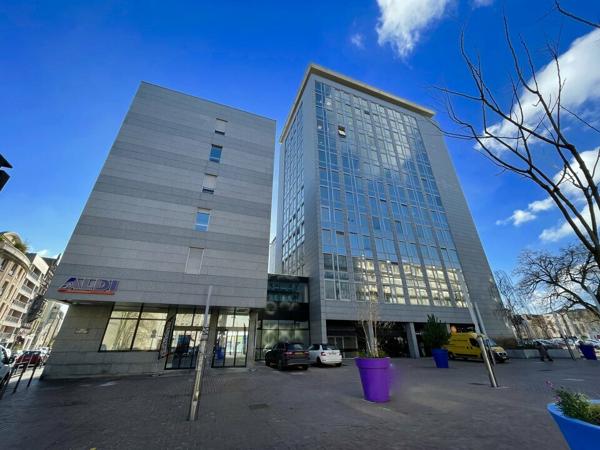 BUREAUX à LOUER de 140 m²