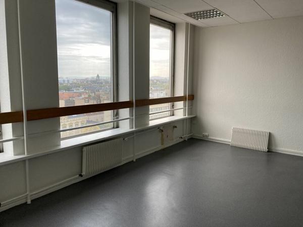 BUREAUX à LOUER de 140 m²