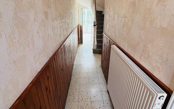 Maison à vendre    5 pièces • 104 m2 Saint-Quentin