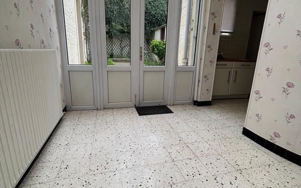 Maison à vendre    5 pièces • 104 m2 Saint-Quentin