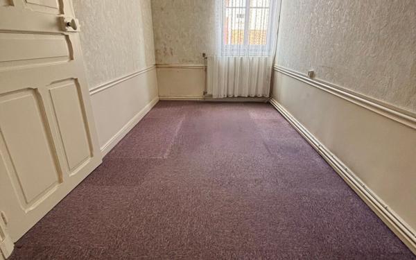 Maison à vendre    5 pièces • 104 m2 Saint-Quentin