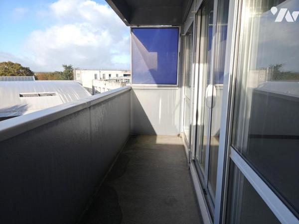 T4 avec beaux volumes et balcon