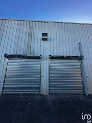 Location parking 42 m² Puget-sur-Argens