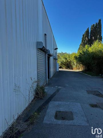 Location parking 42 m² Puget-sur-Argens