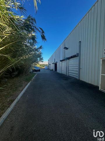 Location parking 42 m² Puget-sur-Argens