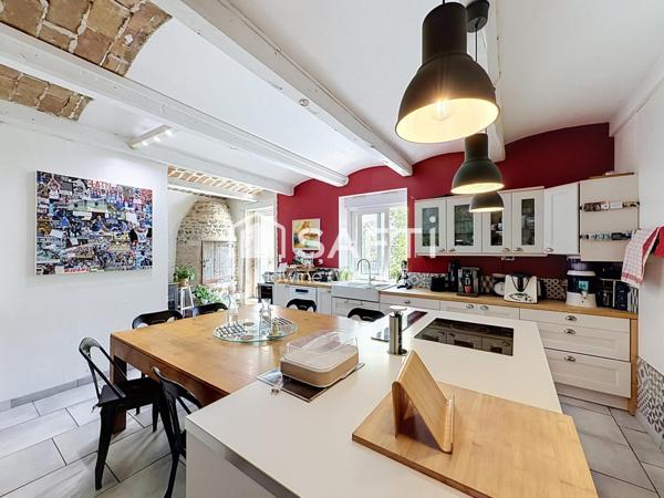 Maison rare, charme absolu au cœur de Belleville