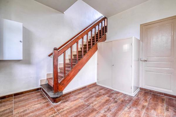 Maison de Maître en pierre de taille et habitation indépendante, proche de Chantilly