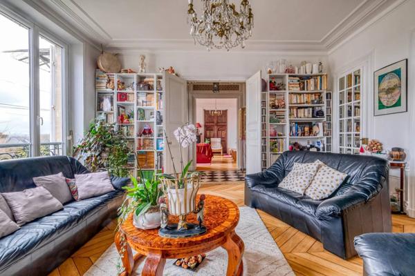 Maison de Maître en pierre de taille et habitation indépendante, proche de Chantilly