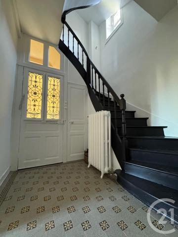 Maison à vendre  9 pièces - 149,99 m2 FOUGERES - 35