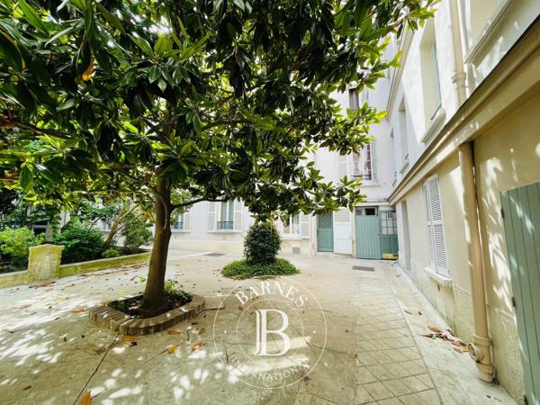 Paris 9ème, Appartement  17 m² à vendre