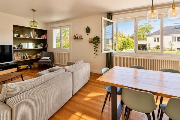 A VENDRE – PLESCOP – À PIED DU BOURG – MAISON 3 CHAMBRES AVEC BEAU JARDIN