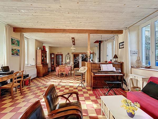 Grande maison - Ancienne école - Saint Martin Sur Lavezon 10 pièces 310 m2 5 chambres