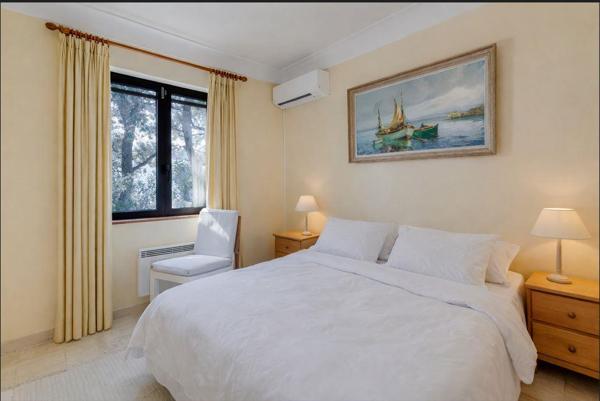 Maison à vendre  6 pièces - 160 m2 CAVALAIRE SUR MER - 83