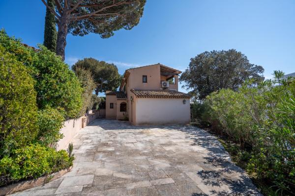 Maison à vendre  6 pièces - 160 m2 CAVALAIRE SUR MER - 83