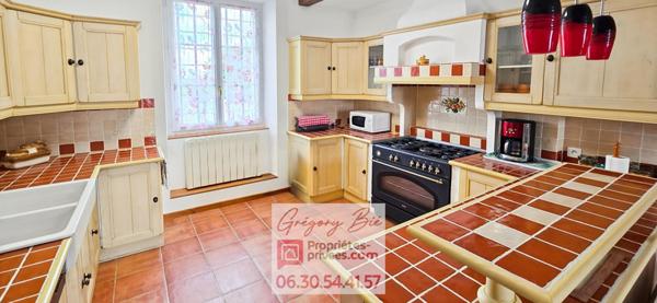 Corps de ferme Coulommiers 11 pièce(s) 435 m2