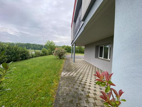 Ensemble immobilier mixte Entrepôts + bureaux + logements+terrain  Wittenheim 68720