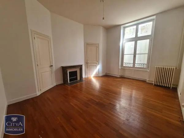 Appartement à louer 3 pièces 97m² Tours (37000)