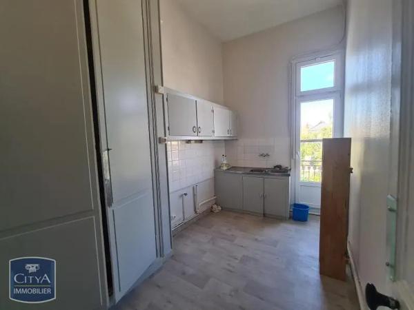 Appartement à louer 3 pièces 97m² Tours (37000)