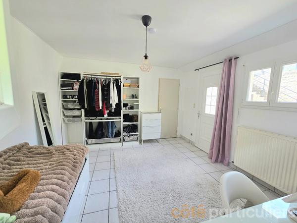 Vente
                Maison97 m² - 5 Pièces -
                    AMBOISE (37400)