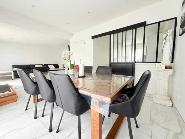 Deux maisons à Domont sur 713 m², 195 m² habitables et 7 chambres