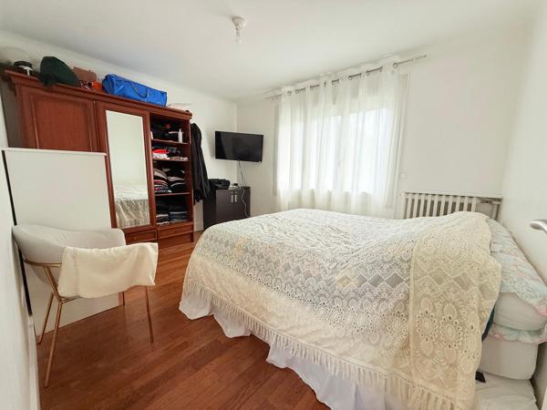 Deux maisons à Domont sur 713 m², 195 m² habitables et 7 chambres