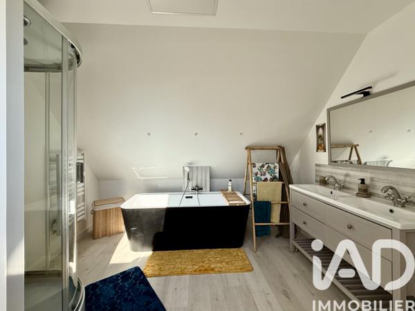 Maison à vendre 6 pièces 184 m² Treillières