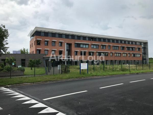 Bureaux à vendre ou à louer à Sainghin-en-Mélantois proche axes routiers