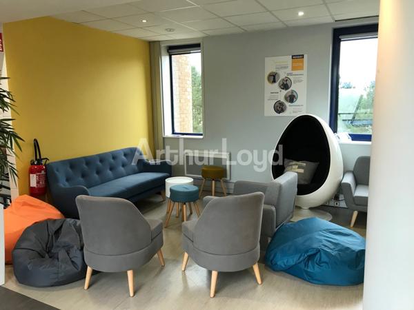 Bureaux à vendre ou à louer à Sainghin-en-Mélantois proche axes routiers