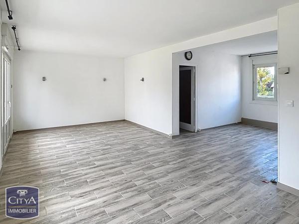 Appartement à vendre 4 pièces 93.49m² Saint-Quentin (02100)