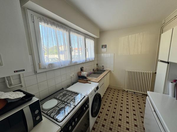 33100 BORDEAUX BASTIDE - Maison 5 pièces de 91 m2 avec jardin et double garage à vendre