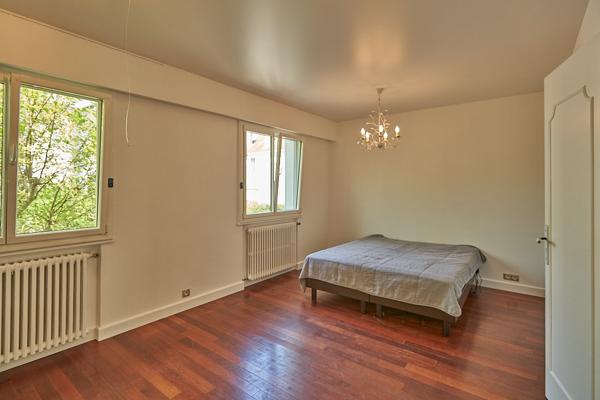 Grande Maison avec Jardin et piscine - Rueil Triangle d'or